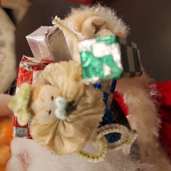 1960 Deluxe Animated Battery & Coin Operated Santa Bank. In the box - Picture 8 of 17